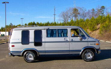 Chevrolet-G20-Van-1981-MinivanVan-6