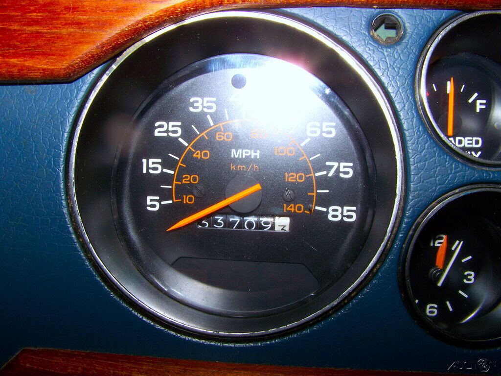 Chevrolet-G20-Van-1981-MinivanVan-9