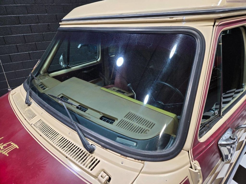 Chevrolet-G20-Van-1988-MinivanVan-9
