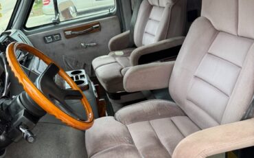 Chevrolet-G20-Van-1988-Van-14