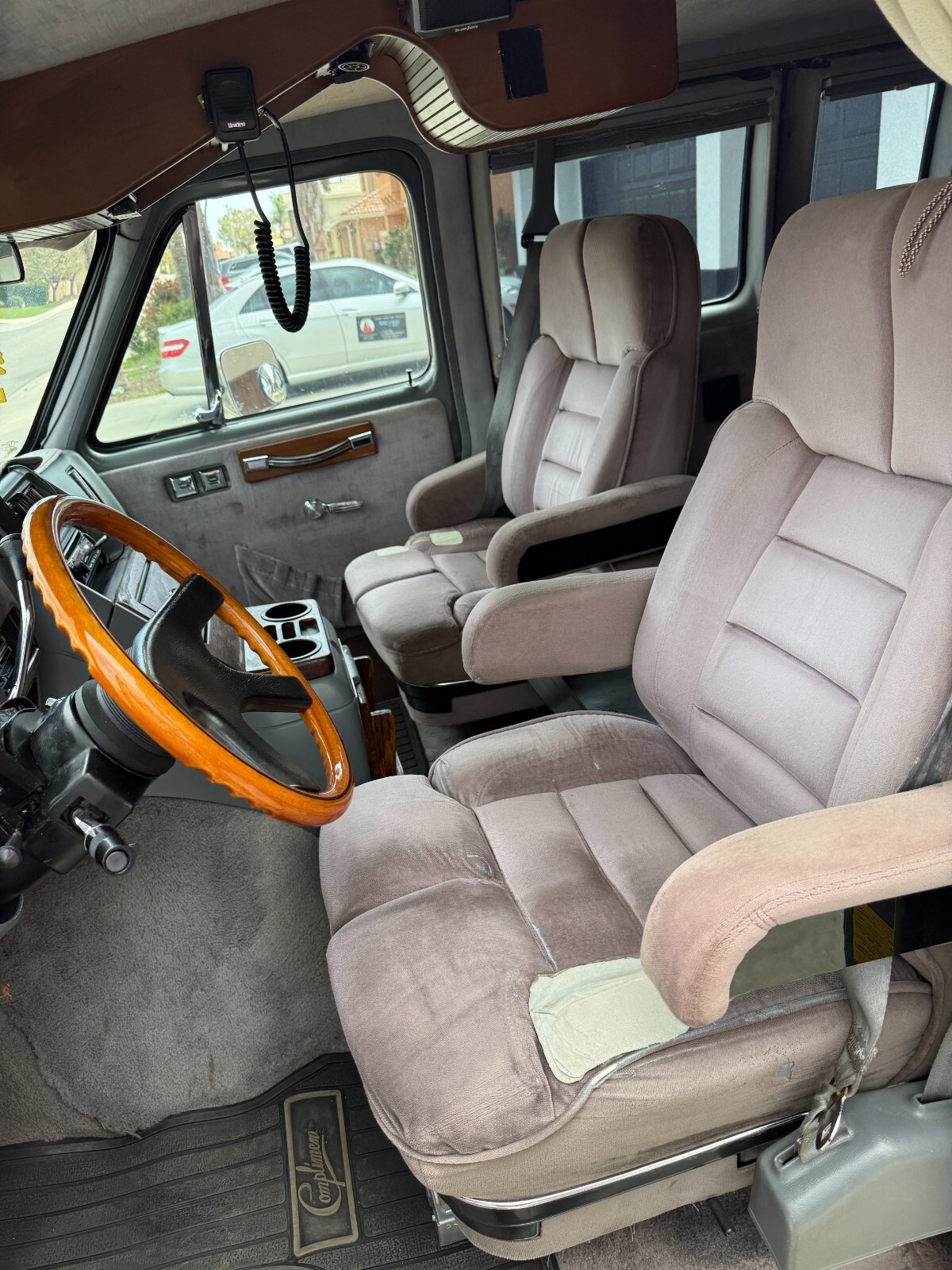 Chevrolet-G20-Van-1988-Van-14
