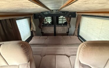 Chevrolet-G20-Van-1988-Van-21