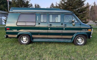 Chevrolet-G20-classic-conversion-van-1994-green-1