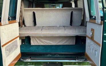 Chevrolet-G20-classic-conversion-van-1994-green-9