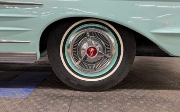 Chevrolet-Impala-1958-2-Door-27