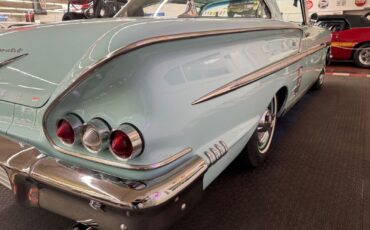 Chevrolet-Impala-1958-2-Door-31