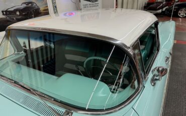 Chevrolet-Impala-1958-2-Door-9