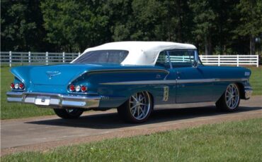 Chevrolet-Impala-1958-Convertible-2