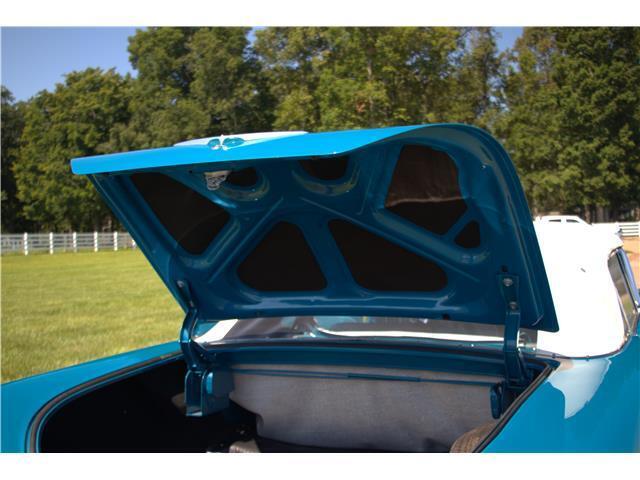 Chevrolet-Impala-1958-Convertible-32