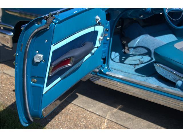 Chevrolet-Impala-1958-Convertible-6