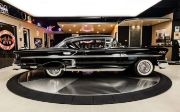 Chevrolet-Impala-1958-Coupe-11