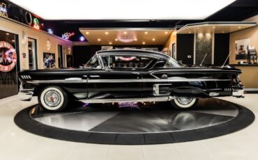 Chevrolet-Impala-1958-Coupe-18