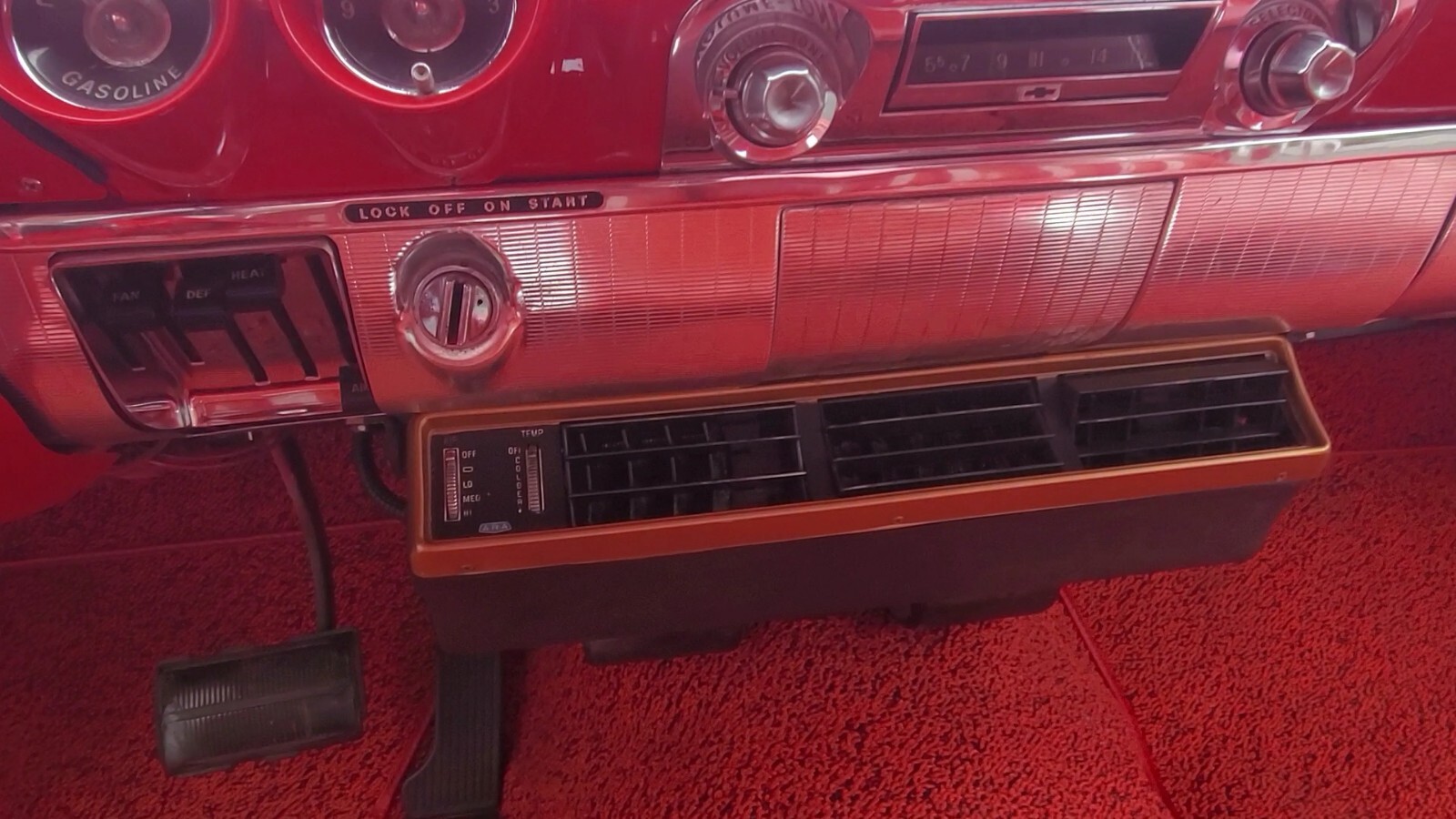 Chevrolet-Impala-1959-Coupe-18