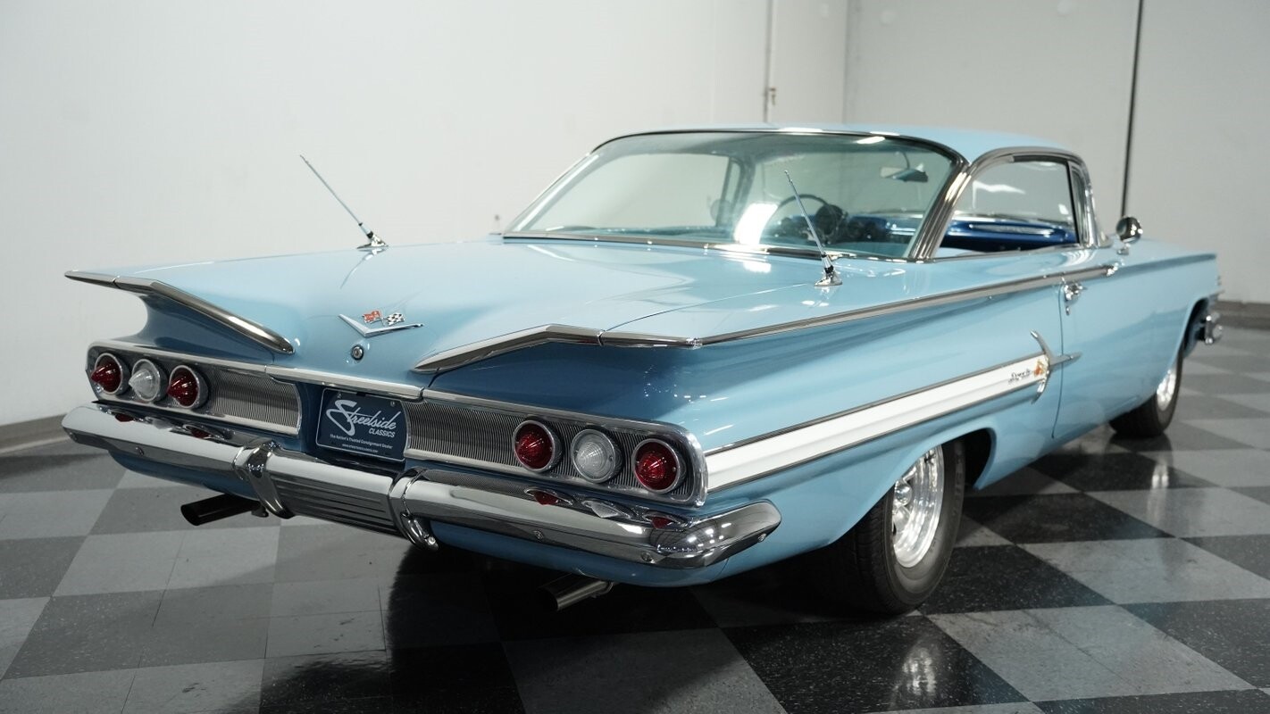 Chevrolet-Impala-1960-Coupe-10