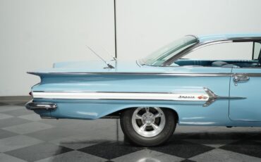 Chevrolet-Impala-1960-Coupe-23