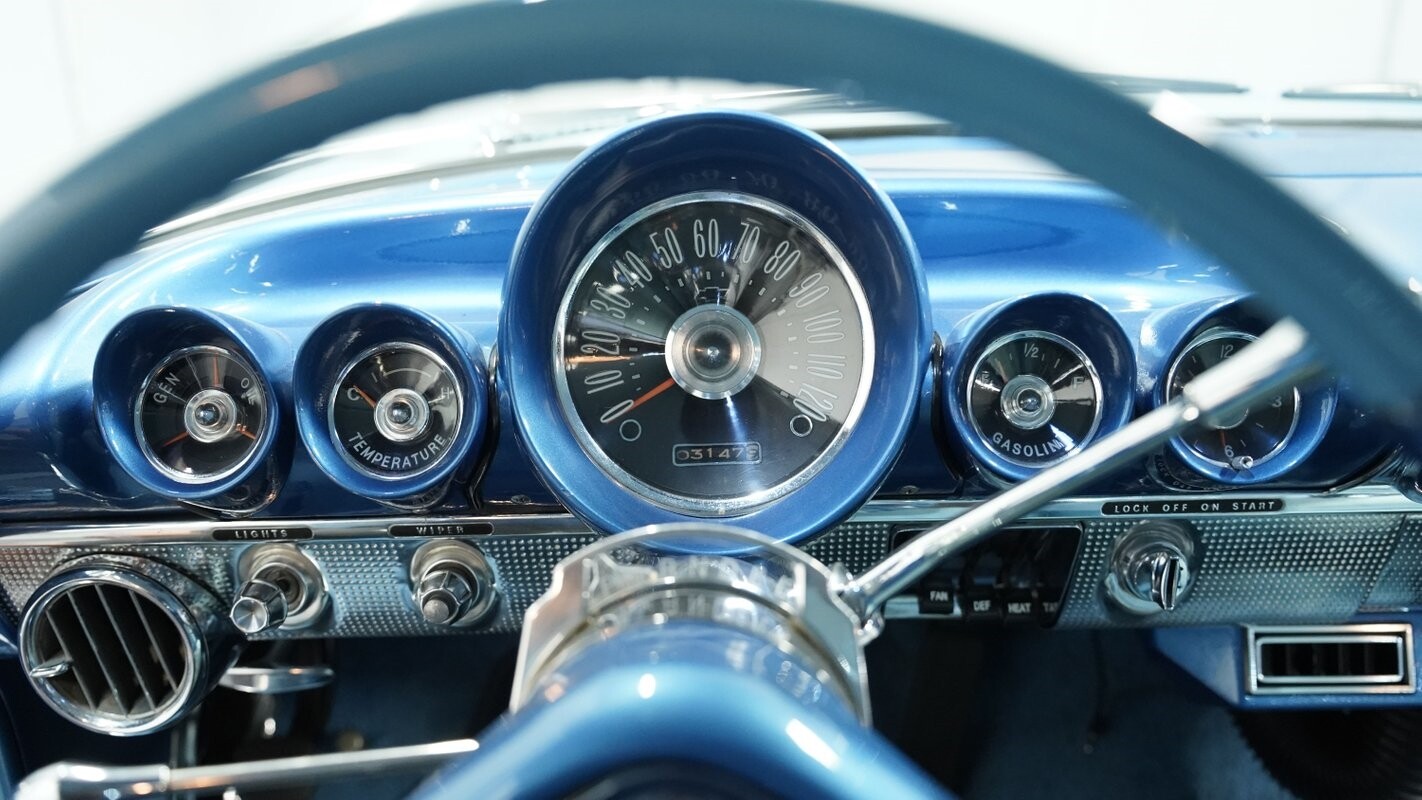 Chevrolet-Impala-1960-Coupe-31