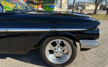 Chevrolet-Impala-1961-28