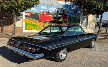 Chevrolet-Impala-1961-3
