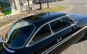 Chevrolet-Impala-1961-32