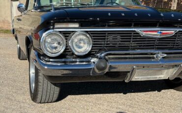 Chevrolet-Impala-1961-33