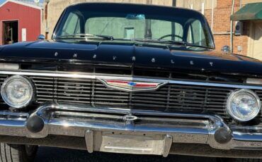 Chevrolet-Impala-1961-35