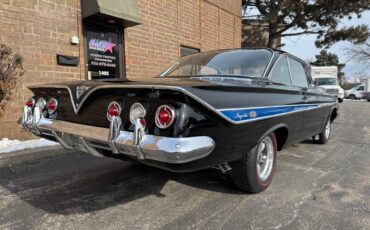 Chevrolet-Impala-1961-Coupe-10
