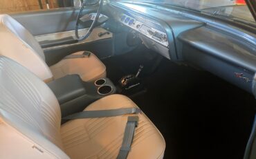 Chevrolet-Impala-1961-Coupe-14