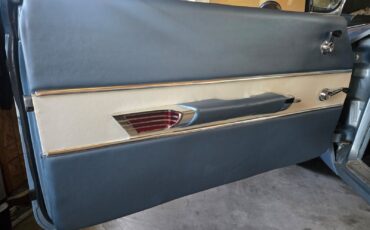 Chevrolet-Impala-1961-Coupe-16