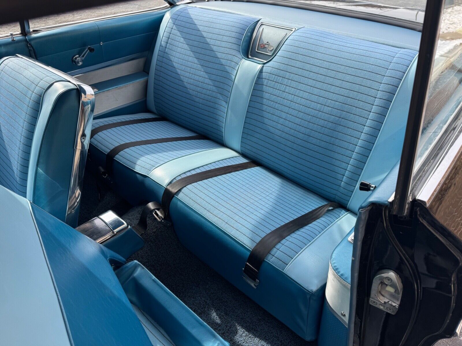 Chevrolet-Impala-1961-Coupe-32