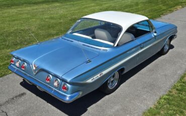 Chevrolet-Impala-1961-Coupe-37