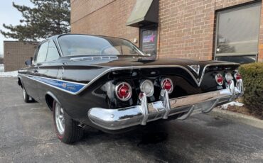Chevrolet-Impala-1961-Coupe-4
