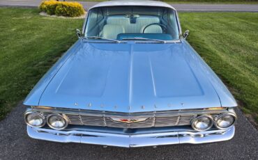 Chevrolet-Impala-1961-Coupe-7
