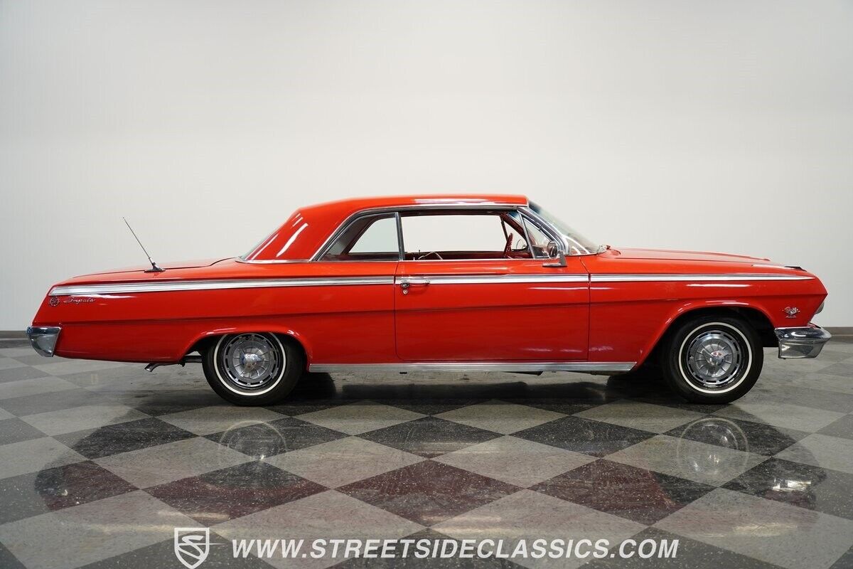 Chevrolet-Impala-1962-Hardtop-13