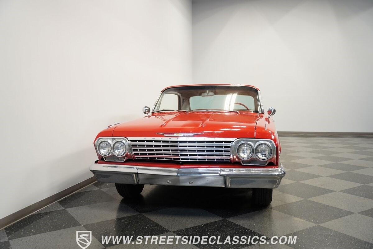 Chevrolet-Impala-1962-Hardtop-16