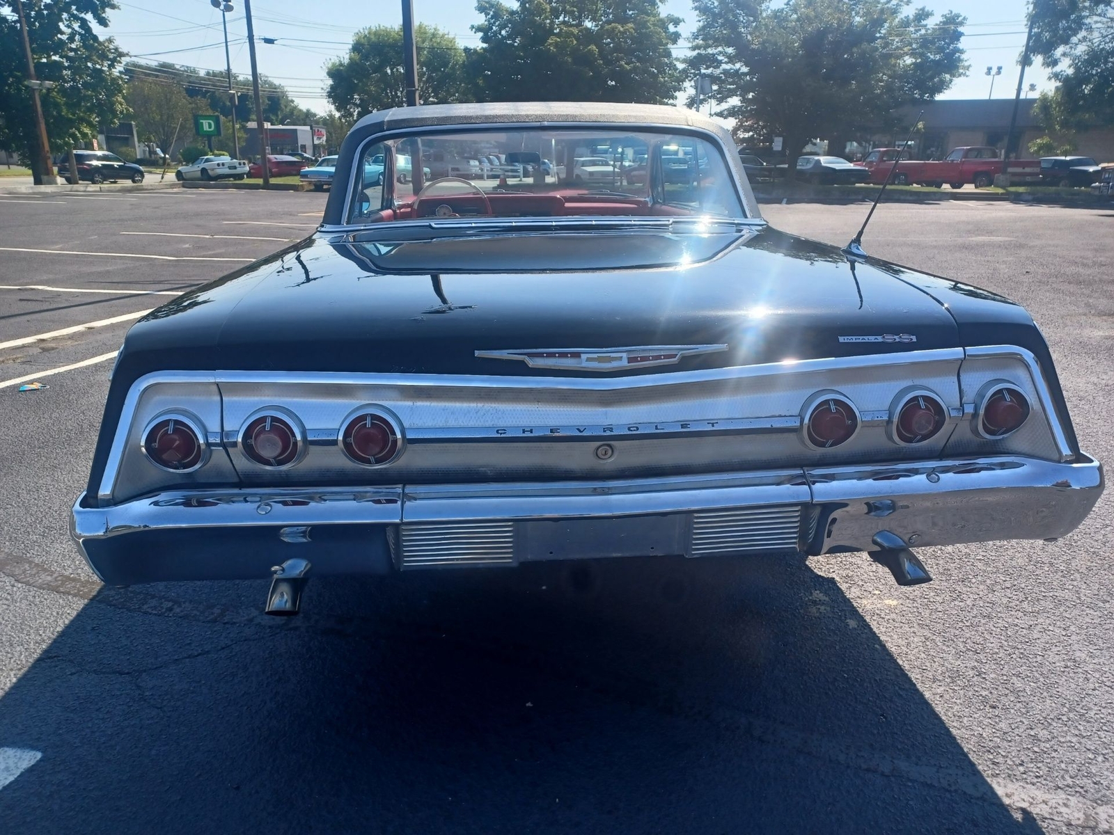 Chevrolet-Impala-1962-Two-Door-Hard-Top-31