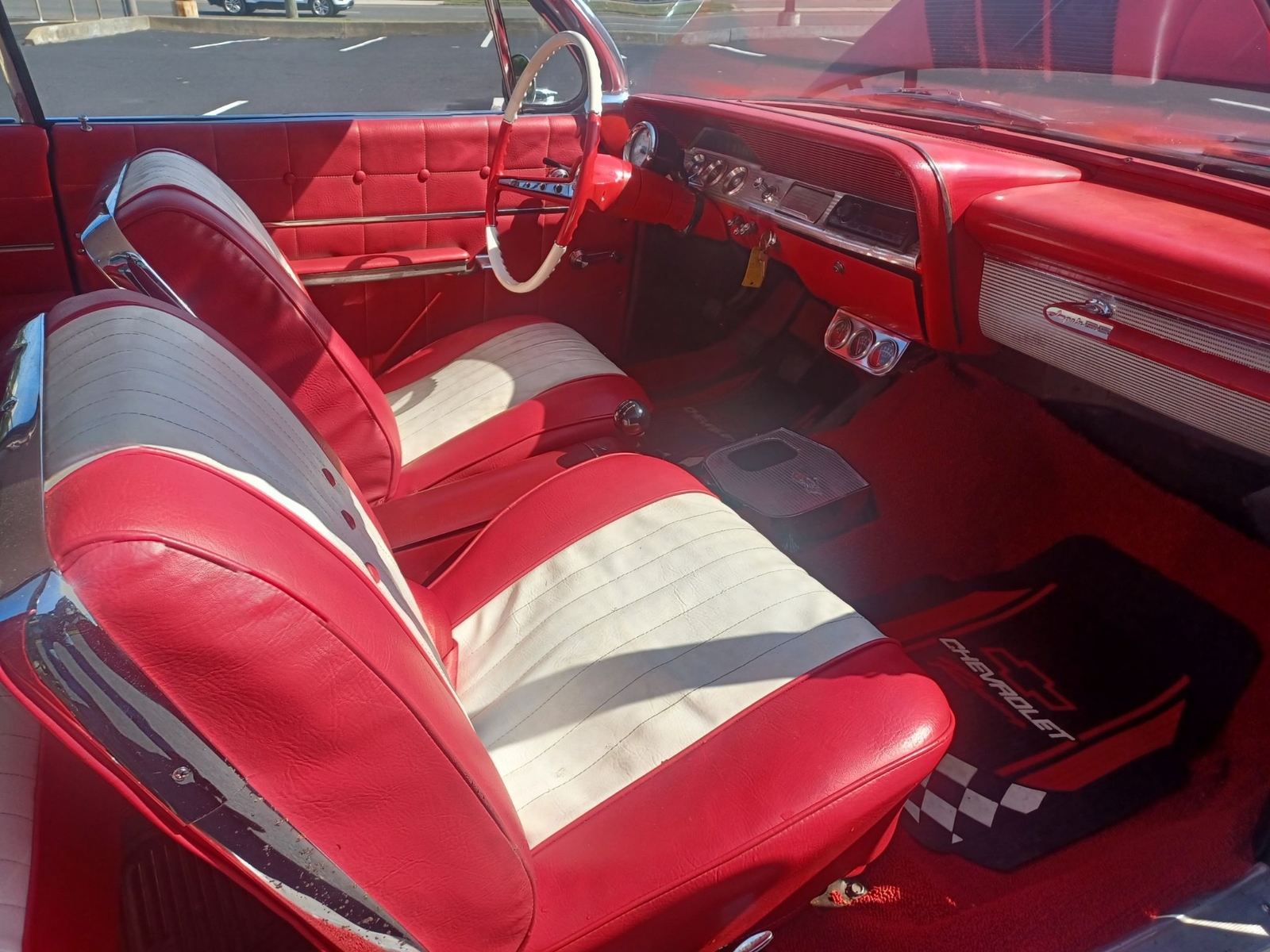 Chevrolet-Impala-1962-Two-Door-Hard-Top-34