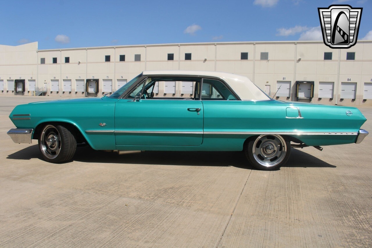 Chevrolet-Impala-1963-coupe-28