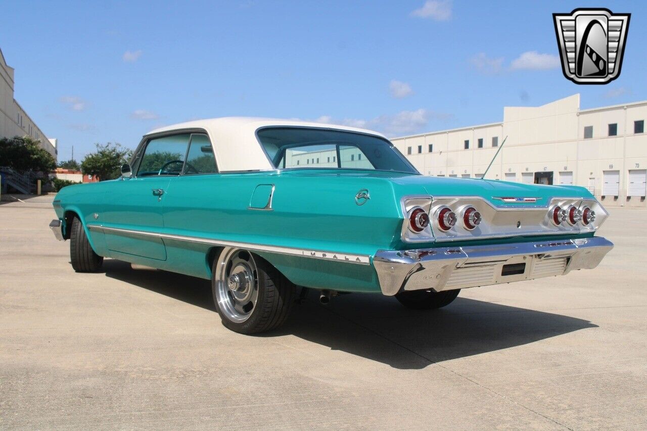 Chevrolet-Impala-1963-coupe-31