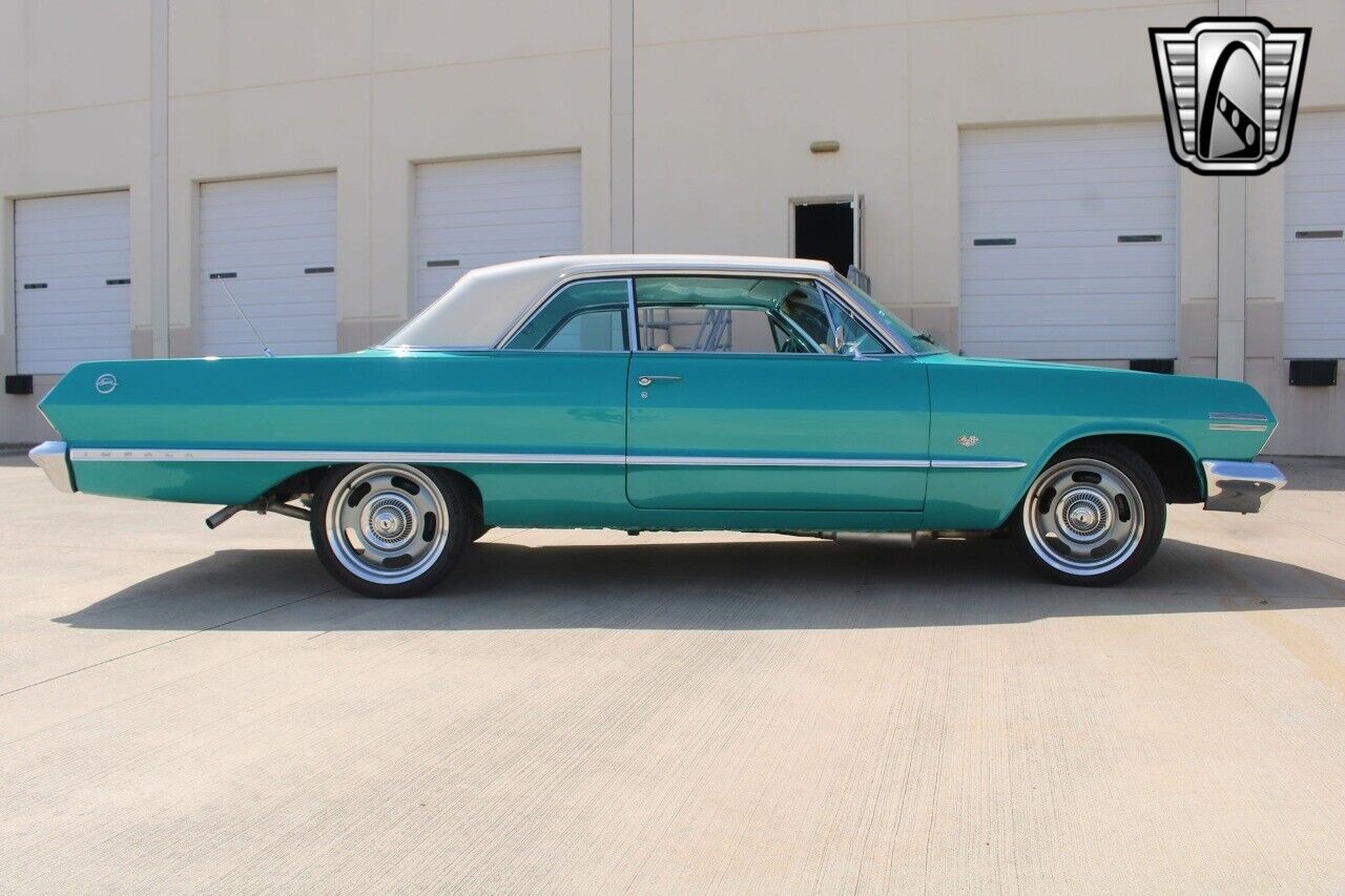 Chevrolet-Impala-1963-coupe-5