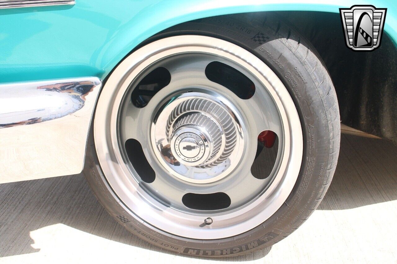 Chevrolet-Impala-1963-coupe-7