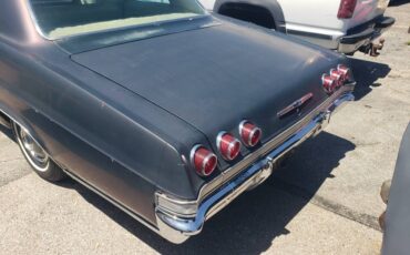 Chevrolet-Impala-1965-green-4