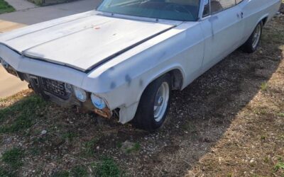 Chevrolet Impala  1965 silver