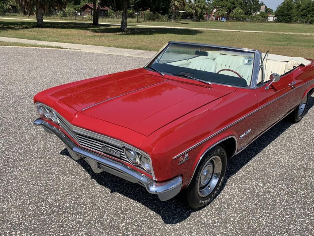 Chevrolet-Impala-1966-20