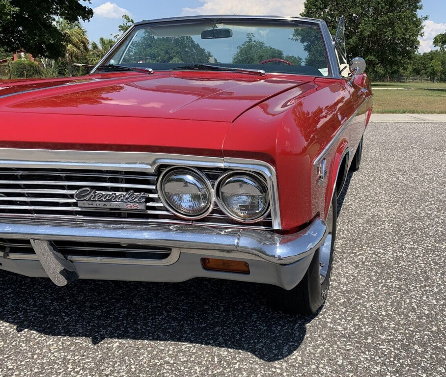 Chevrolet-Impala-1966-21