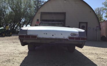 Chevrolet-Impala-1966-Convertible-3