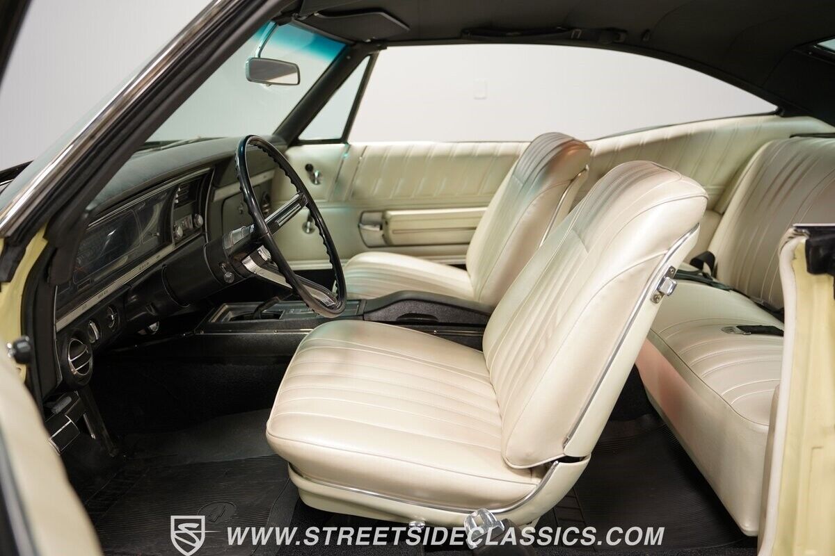 Chevrolet-Impala-1968-Hardtop-4