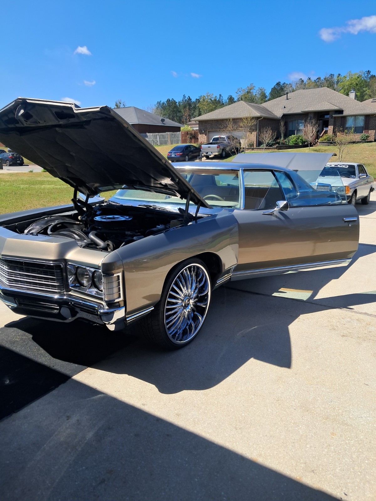 Chevrolet-Impala-1971-Coupe-2