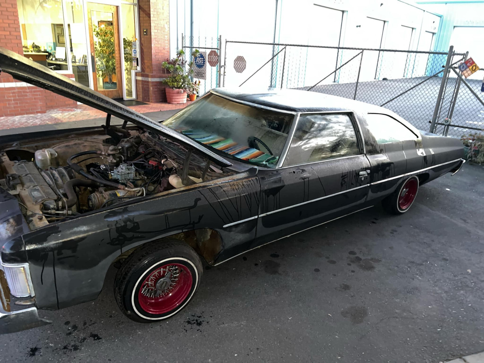 Chevrolet-Impala-1974-Coupe-1