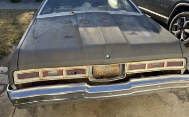 Chevrolet-Impala-1974-Coupe-4