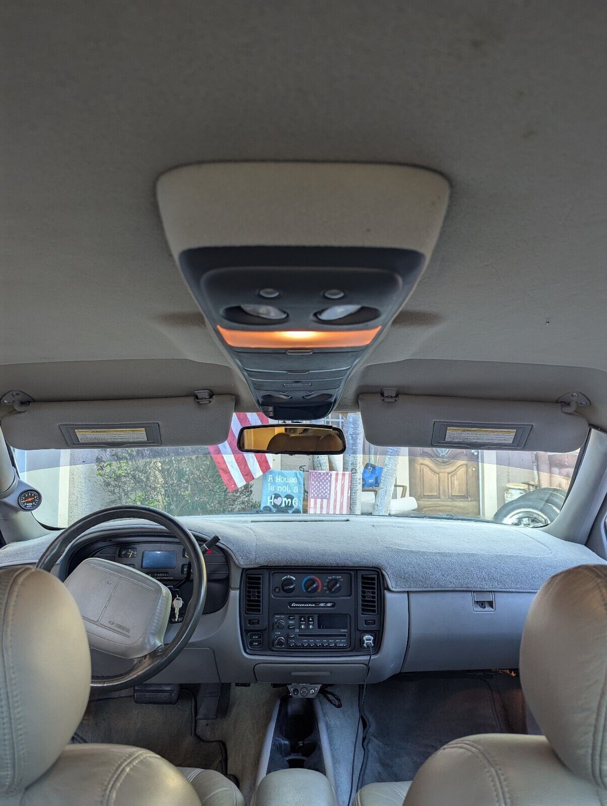 Chevrolet-Impala-1994-Sedan-14
